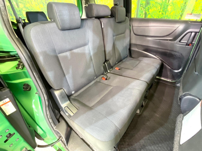 2016 Toyota Sienta DAA-NHP170G (UW-6a0fc95d89dda)[21]