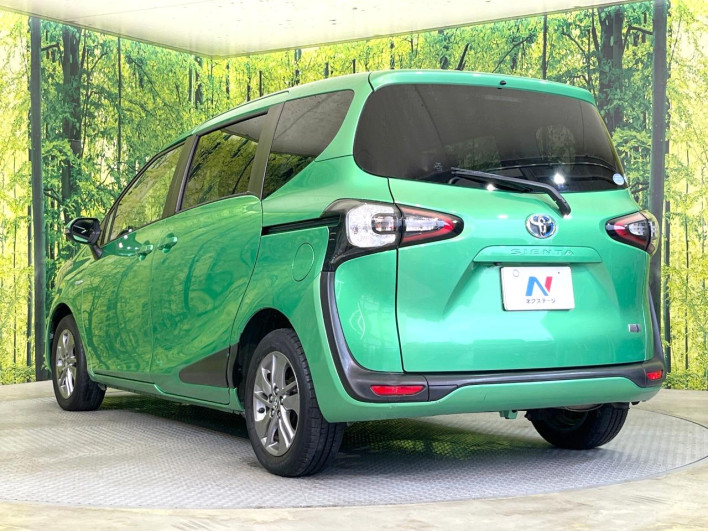 2016 Toyota Sienta DAA-NHP170G (UW-6a0fc95d89dda)[16]