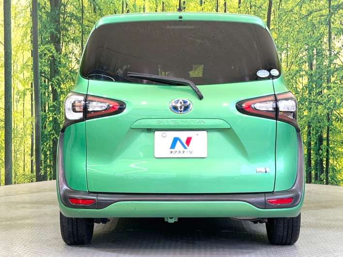 2016 Toyota Sienta DAA-NHP170G (UW-6a0fc95d89dda)[17]