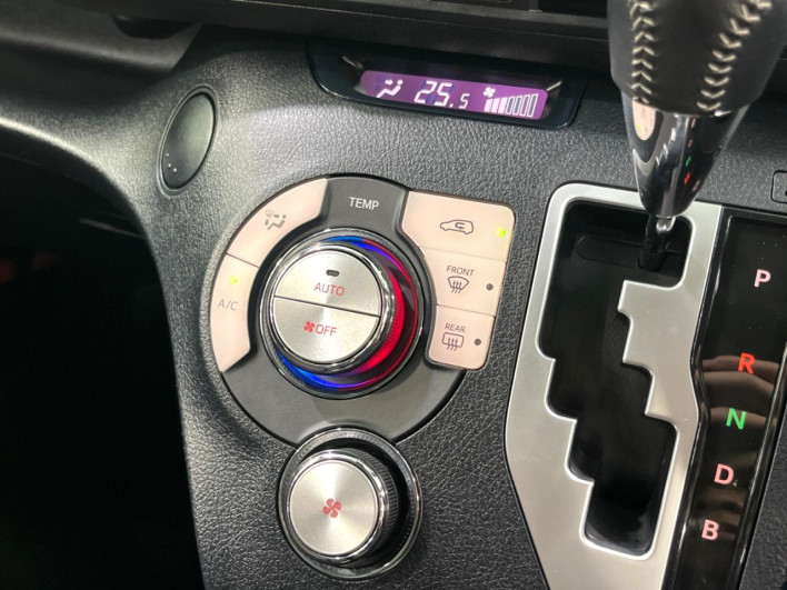 2019 Toyota Sienta 6AA-NHP170G (UW-6a0fc95f74b17)[28]