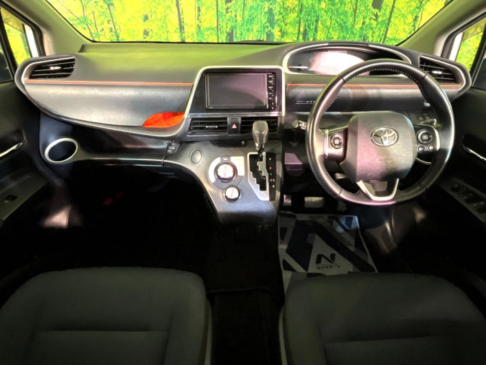 2015 Toyota Sienta DBA-NSP170G (UW-6a0fc961b65f8)[4]