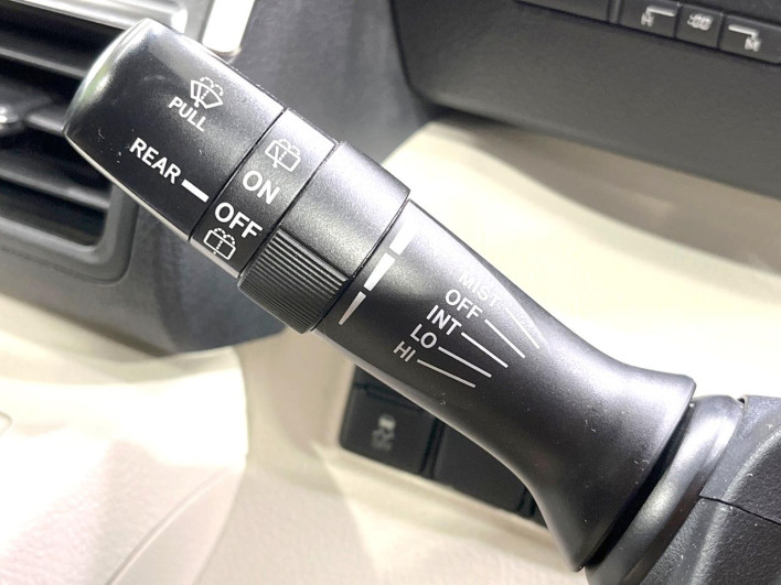 2016 Toyota Sienta DBA-NSP170G (UW-6a0fc9622de0b)[24]
