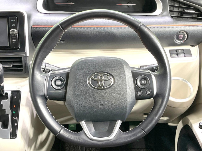 2016 Toyota Sienta DBA-NSP170G (UW-6a0fc9622de0b)[14]