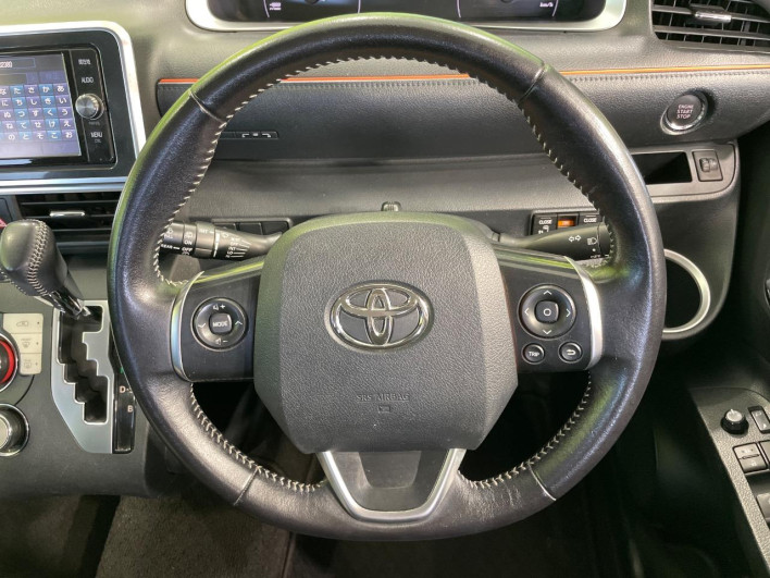 2017 Toyota Sienta DBA-NSP170G (UW-6a0fc962ad7f6)[28]
