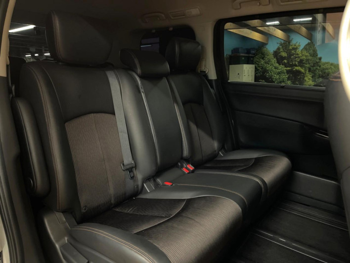 2015 Nissan Elgrand DBA-PE52 (UW-6a0fc96a854dd)[17]