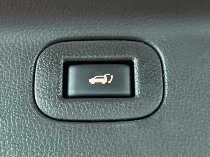 2015 Nissan Elgrand DBA-PE52 (UW-6a0fc96a854dd)[14]