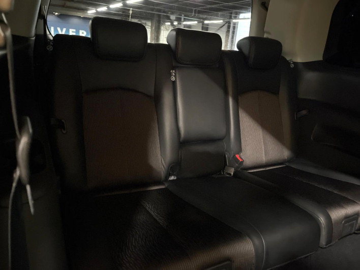 2015 Nissan Elgrand DBA-PE52 (UW-6a0fc96a854dd)[19]