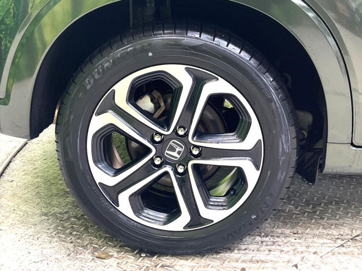 2014 Honda VEZEL DAA-RU3 (UW-6a0fc96def3a1)[27]