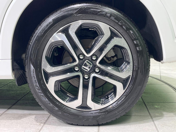 2016 Honda VEZEL DAA-RU3 (UW-6a0fc96fa0a44)[13]