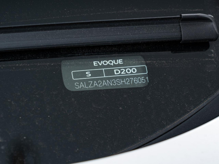 2025 Land Rover Range Rover Evoque 3CA-LZ2NB (UW-6a0fc982c406c)[1]