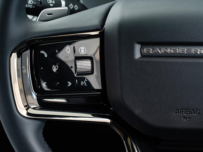 2025 Land Rover Range Rover Evoque 3CA-LZ2NB (UW-6a0fc982c406c)[21]