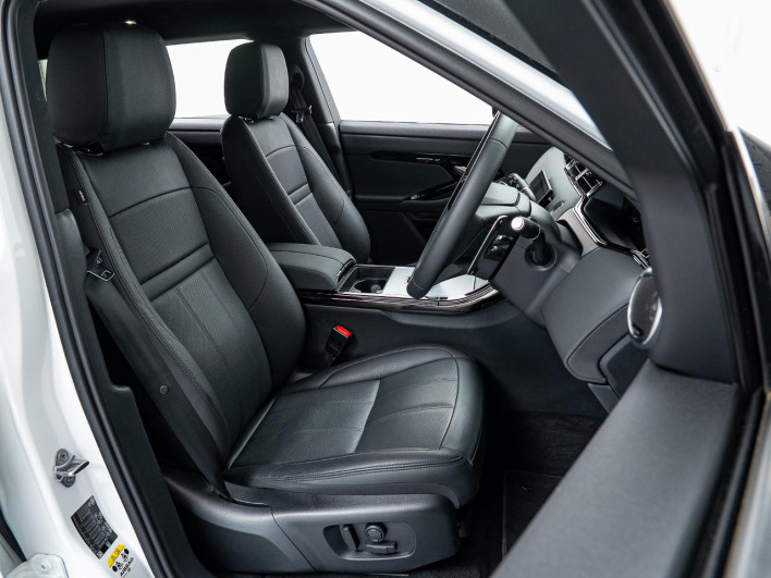 2025 Land Rover Range Rover Evoque 3CA-LZ2NB (UW-6a0fc982c406c)[28]