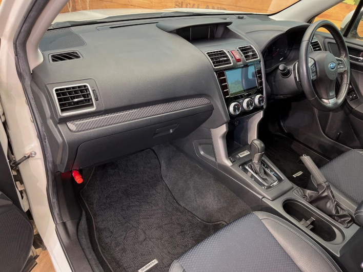 2015 Subaru Forester DBA-SJ5 (UW-6a0fc9835f277)[20]