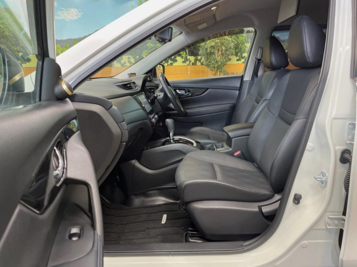 2017 Nissan X-Trail DBA-T32 (UW-6a0fc98c49ebe)[9]