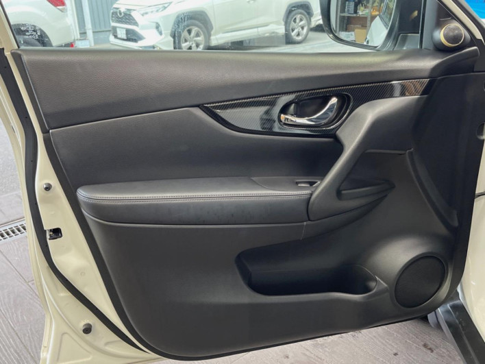 2017 Nissan X-Trail DBA-T32 (UW-6a0fc98c49ebe)[8]