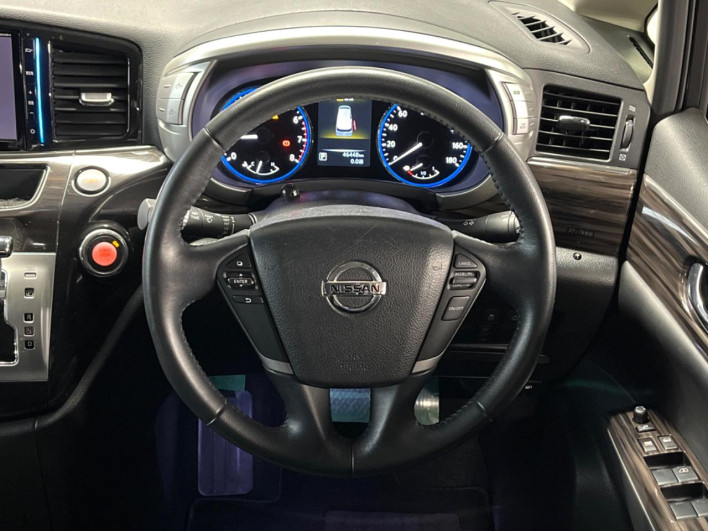 2016 Nissan Elgrand DBA-TE52 (UW-6a0fc98e0776b)[25]