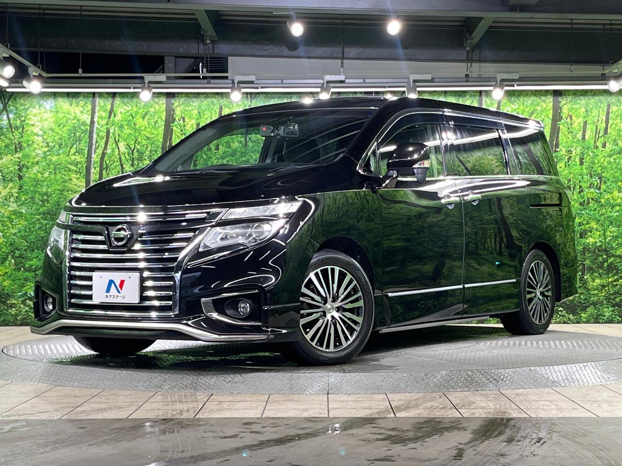 2016 Nissan Elgrand DBA-TE52