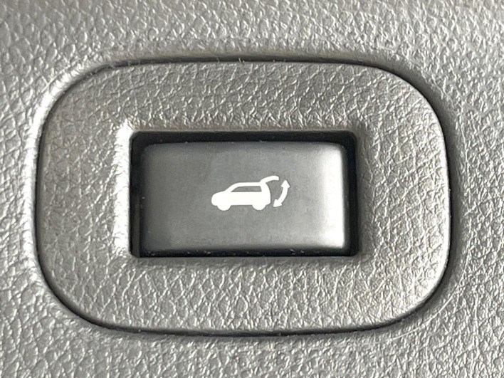 2014 Nissan Elgrand DBA-TNE52 (UW-6a0fc98e82fe8)[10]