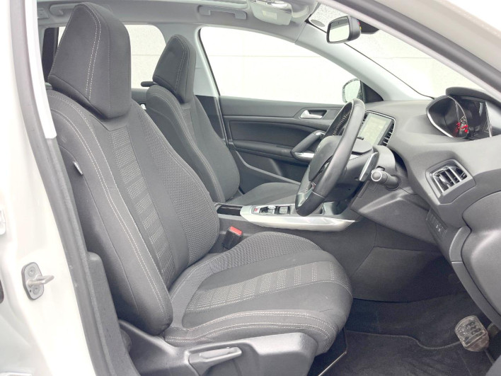 2017 Peugeot 308 LDA-T9WBH01 (UW-6a0fc99abe276)[26]