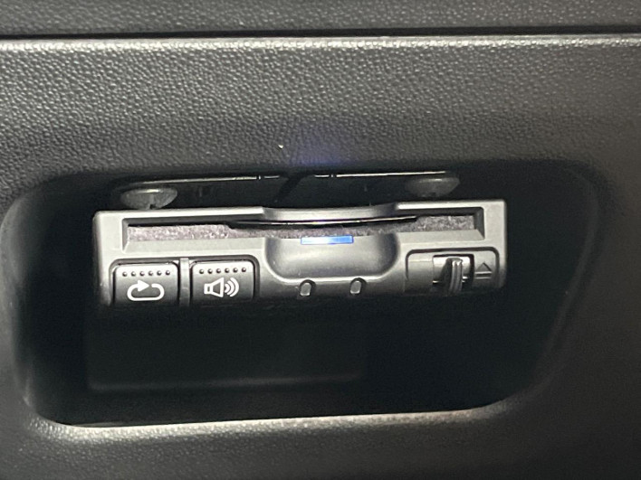 2018 Citroen C3 ABA-B6HN01 (UW-6a0fc99b00db8)[27]