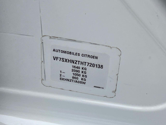 2018 Citroen C3 ABA-B6HN01 (UW-6a0fc99b00db8)[1]