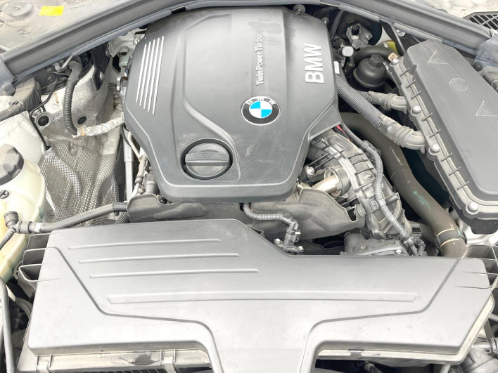 2016 BMW 1 Series LDA-1S20 (UW-6a0fc9a47446b)[5]