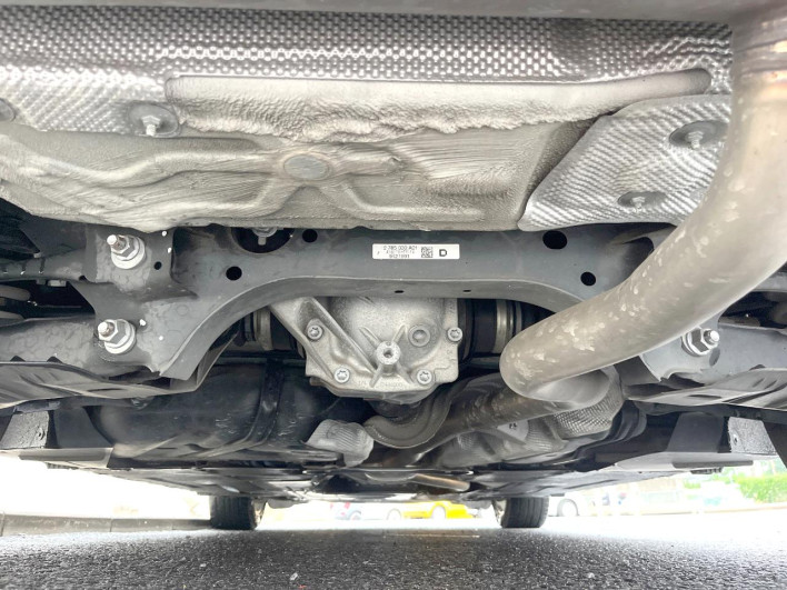 2016 BMW 1 Series LDA-1S20 (UW-6a0fc9a47446b)[12]
