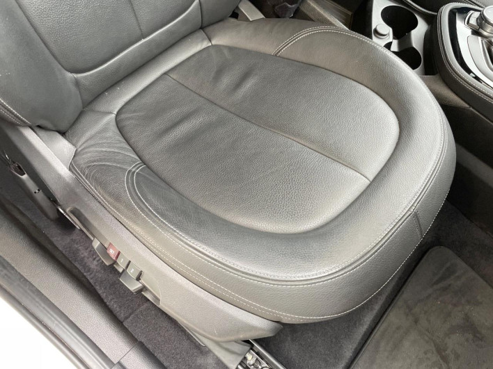 2015 BMW 2 Series LDA-2E20 (UW-6a0fc9a549ad2)[29]
