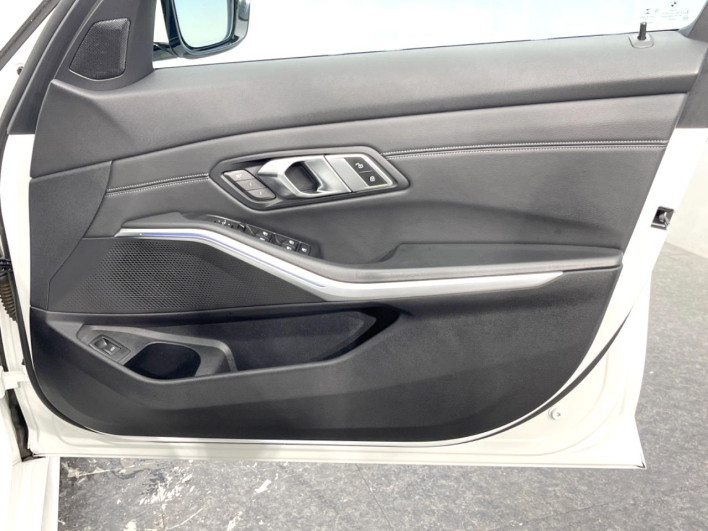 2019 BMW 3 Series 3DA-5V20 (UW-6a0fc9a6f2f76)[20]