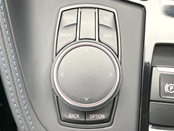 2016 BMW X1 LDA-HT20 (UW-6a0fc9a849f50)[25]