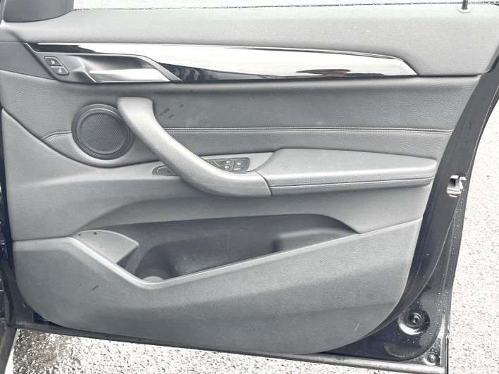 2017 BMW X1 LDA-HT20 (UW-6a0fc9a86df25)[23]