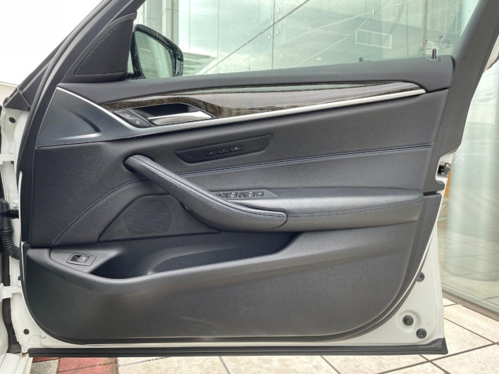 2017 BMW 5 Series LDA-JC20 (UW-6a0fc9a95febb)[25]