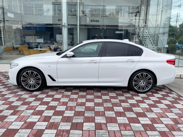 2017 BMW 5 Series LDA-JC20 (UW-6a0fc9a95febb)[11]