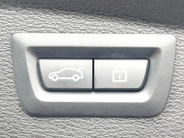 2018 BMW X2 ABA-YH20 (UW-6a0fc9aa295f0)[15]
