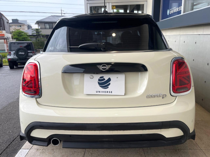 2022 Rover Mini 3DA-XV15MW (UW-6a0fc9ad63f19)[10]