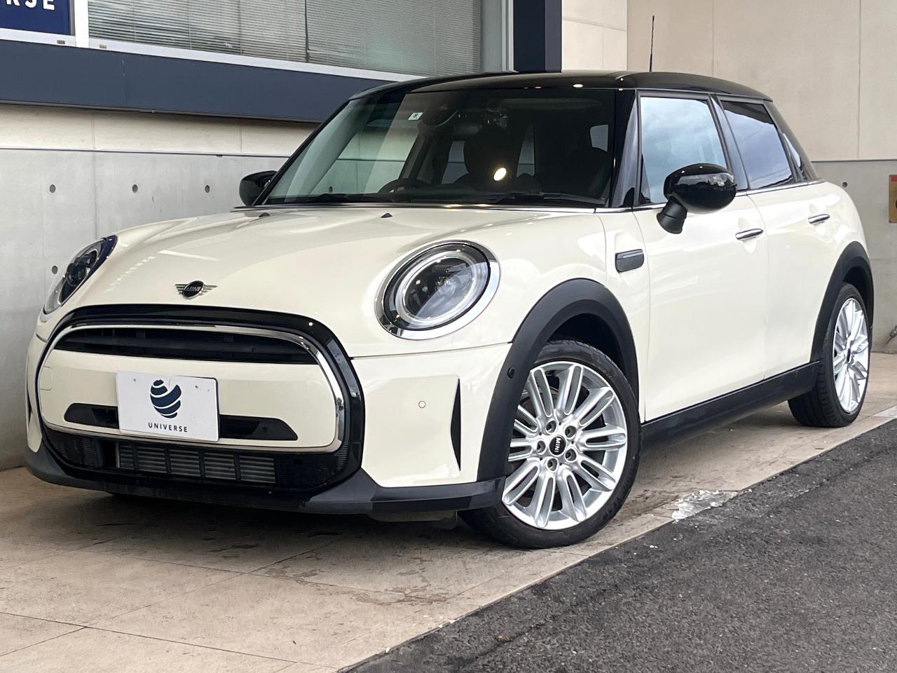 2022 Rover Mini 3DA-XV15MW