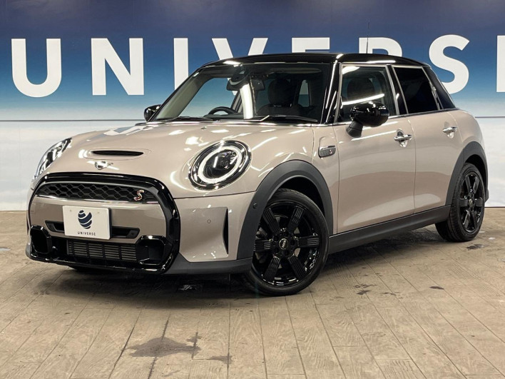 2024 Rover Mini 3DA-XV20MW (UW-6a0fc9ad757c0)[0]