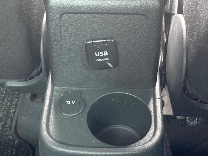 2018 Volkswagen The Beetle ABA-16CZD (UW-6a0fc9b056f8a)[21]