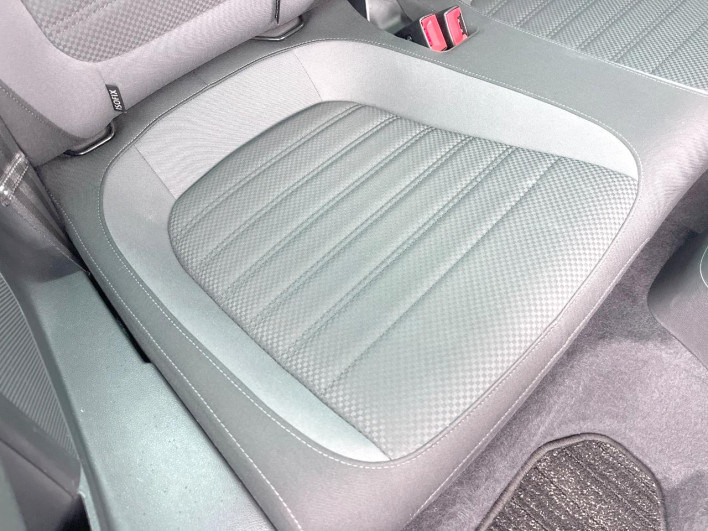 2018 Volkswagen The Beetle ABA-16CZD (UW-6a0fc9b056f8a)[19]