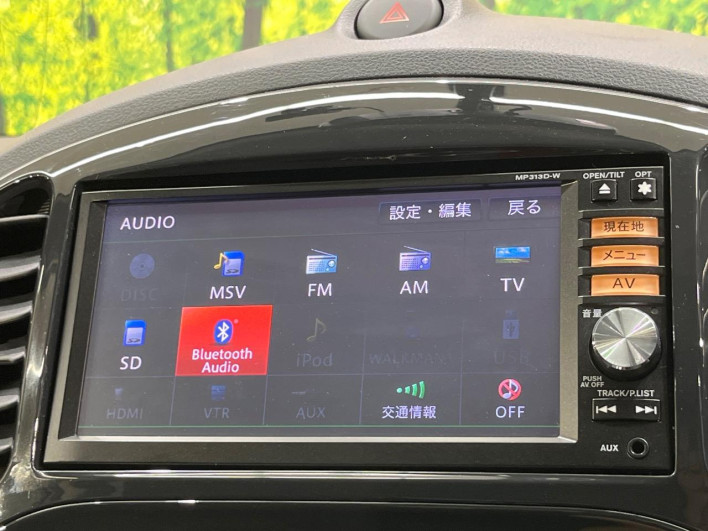 2013 Nissan JUKE DBA-YF15 (UW-6a0fc9b0a9c6d)[18]