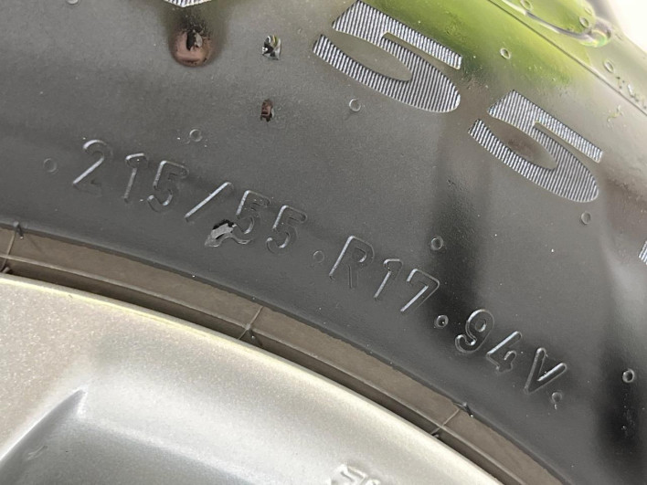2013 Nissan JUKE DBA-YF15 (UW-6a0fc9b0a9c6d)[6]