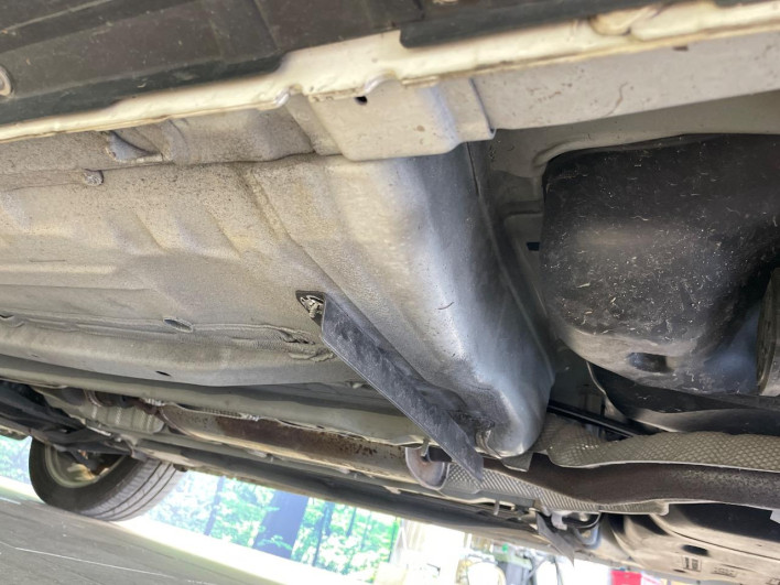 2017 Nissan JUKE DBA-YF15 (UW-6a0fc9b0c3198)[25]