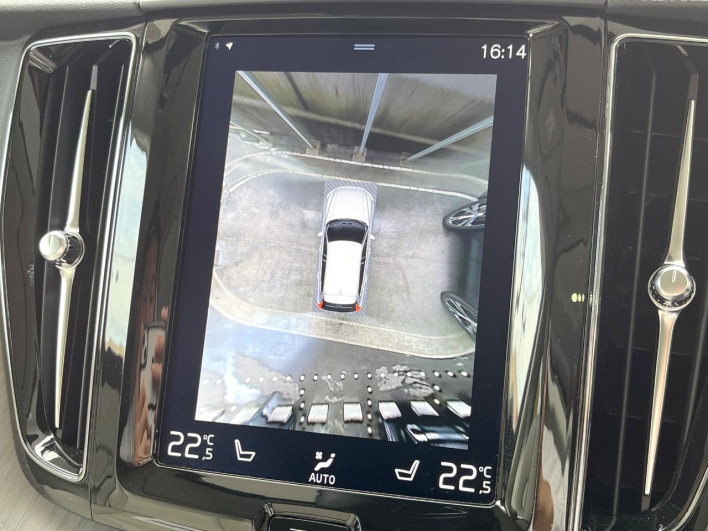 2017 Volvo XC60 DBA-UB420XC (UW-6a0fc9b2b55b4)[25]