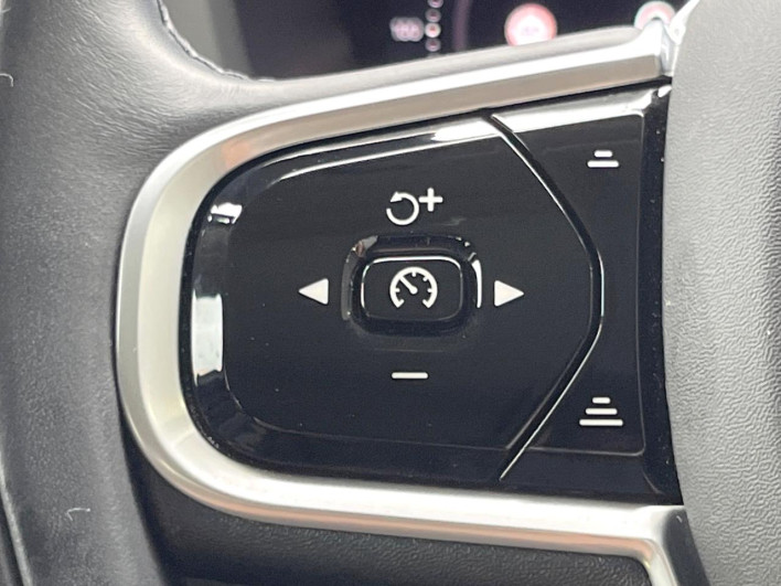 2021 Volvo XC60 5LA-UB420XCPA (UW-6a0fc9b3077aa)[14]