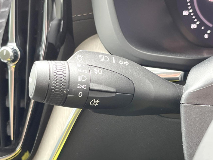 2021 Volvo XC60 5LA-UB420XCPA (UW-6a0fc9b3077aa)[16]