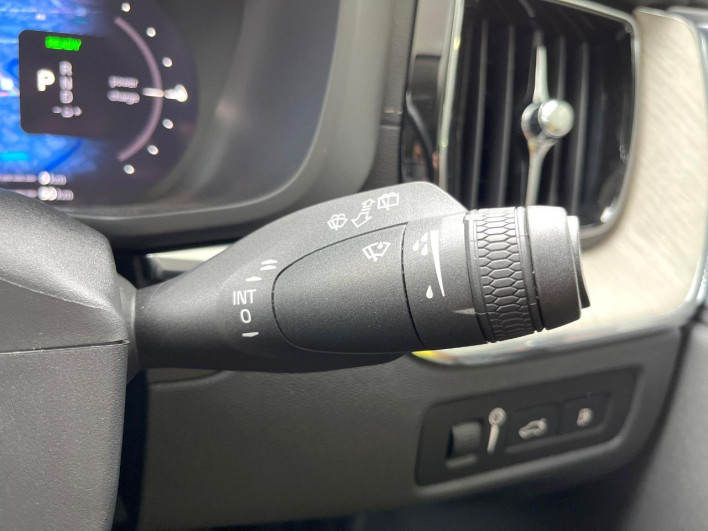 2021 Volvo XC60 5LA-UB420XCPA (UW-6a0fc9b3077aa)[17]