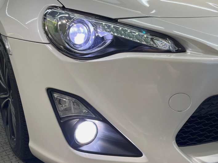 2012 Toyota 86 DBA-ZN6 (UW-6a0fc9b9def72)[14]