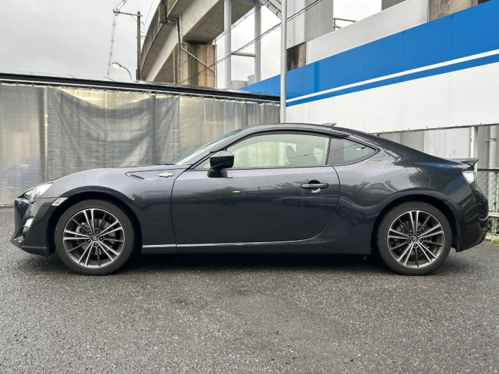 2013 Toyota 86 DBA-ZN6 (UW-6a0fc9b9e0b9d)[14]