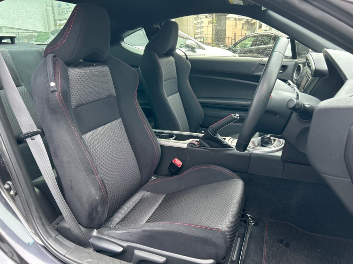 2013 Toyota 86 DBA-ZN6 (UW-6a0fc9b9e0b9d)[27]