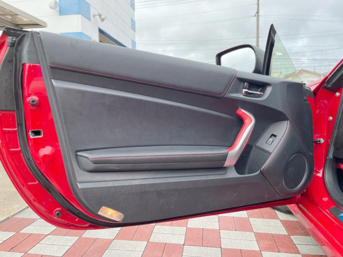 2016 Toyota 86 DBA-ZN6 (UW-6a0fc9ba3205b)[25]